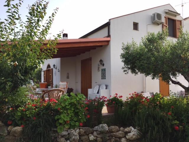 Uliveto House Bed & Breakfast Castellammare del Golfo Eksteriør bilde